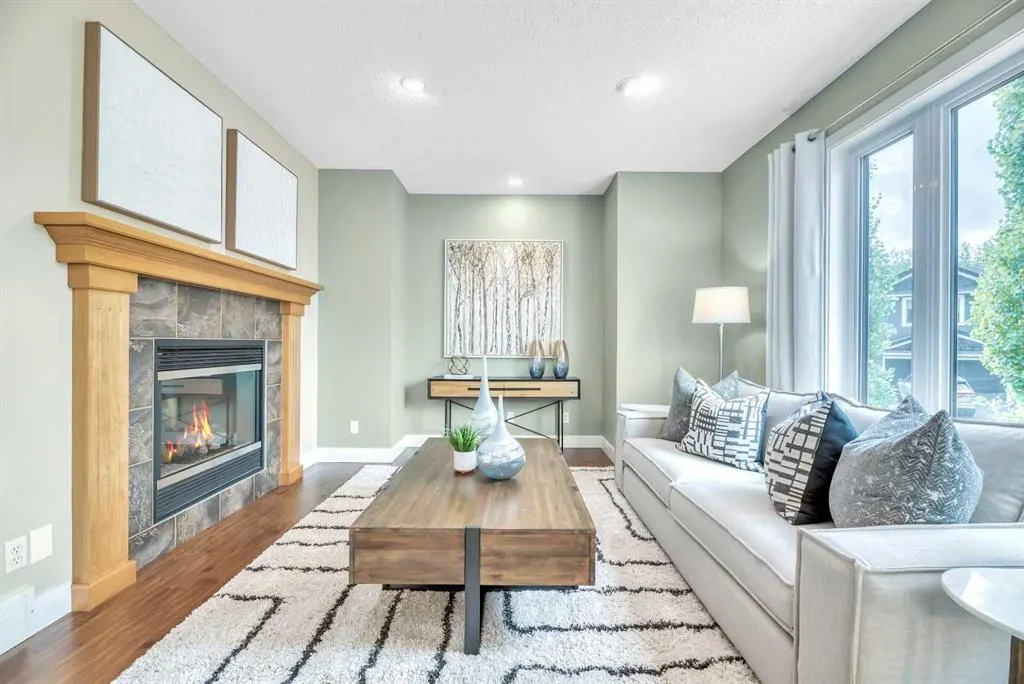 266 Rockborough Green NW