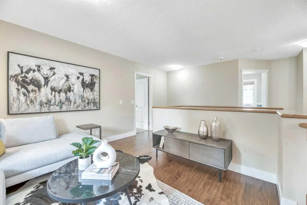 266 Rockborough Green NW