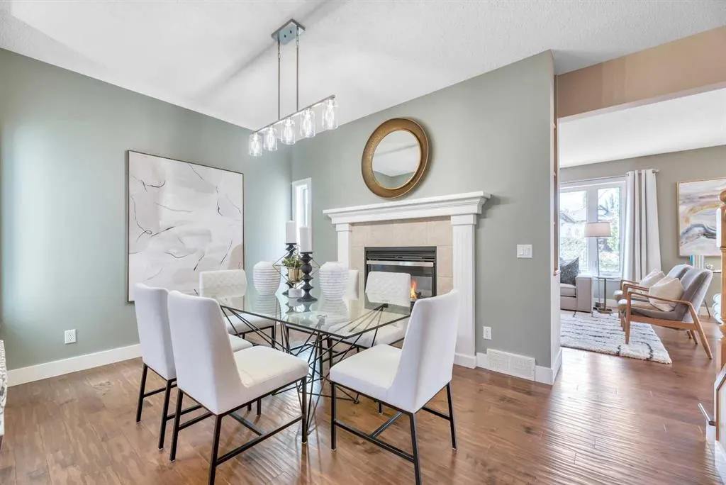 266 Rockborough Green NW