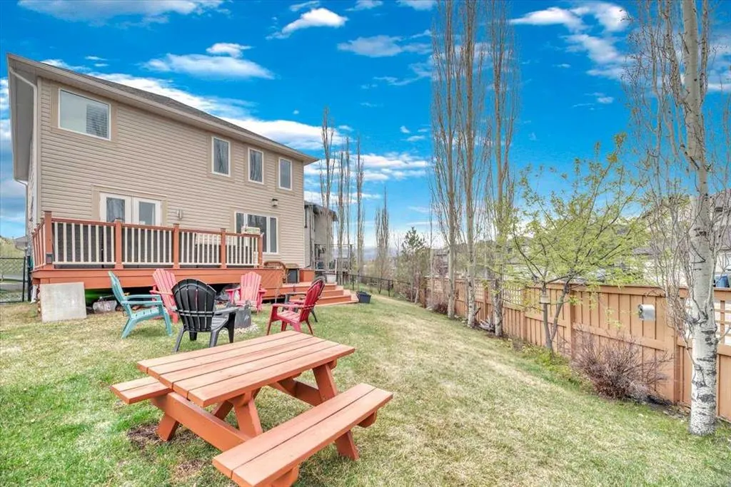 266 Rockborough Green NW