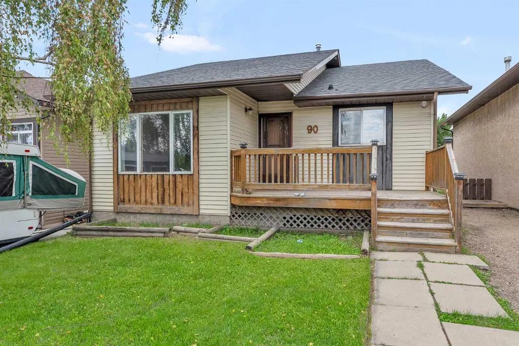 90 Elk Hill SE