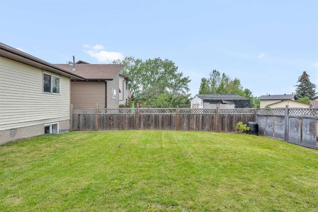 90 Elk Hill SE