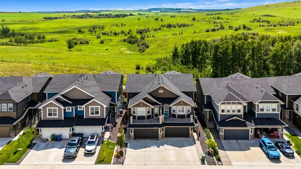 75 Fireside Crescent