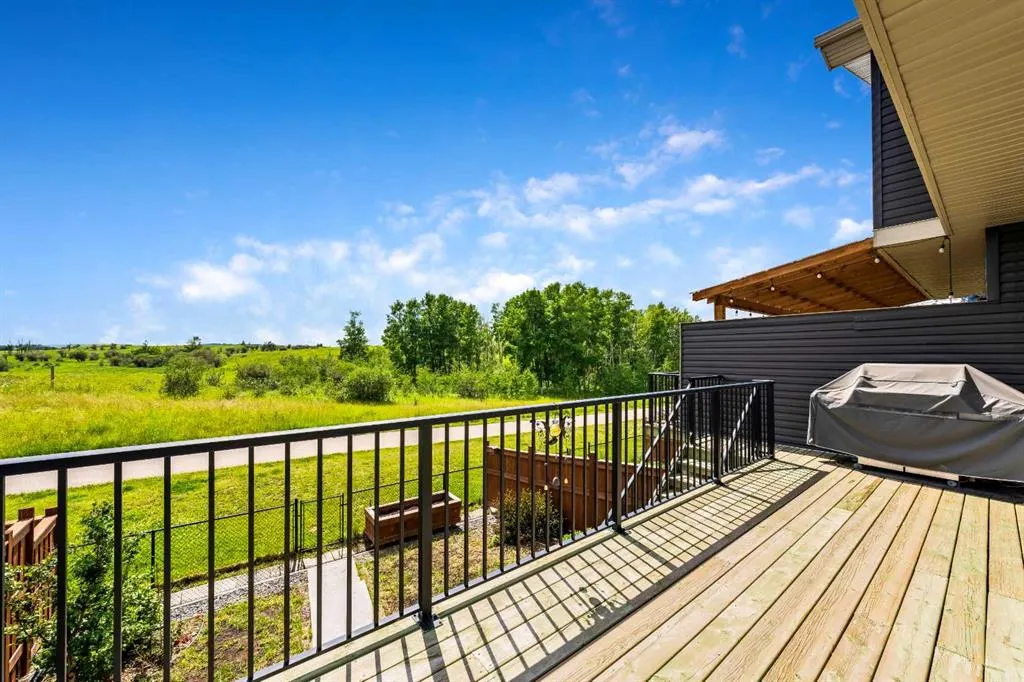 75 Fireside Crescent