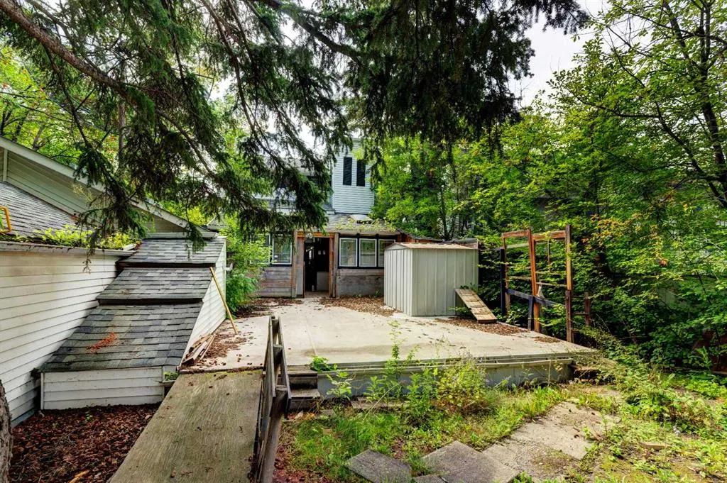 312 Superior Avenue SW