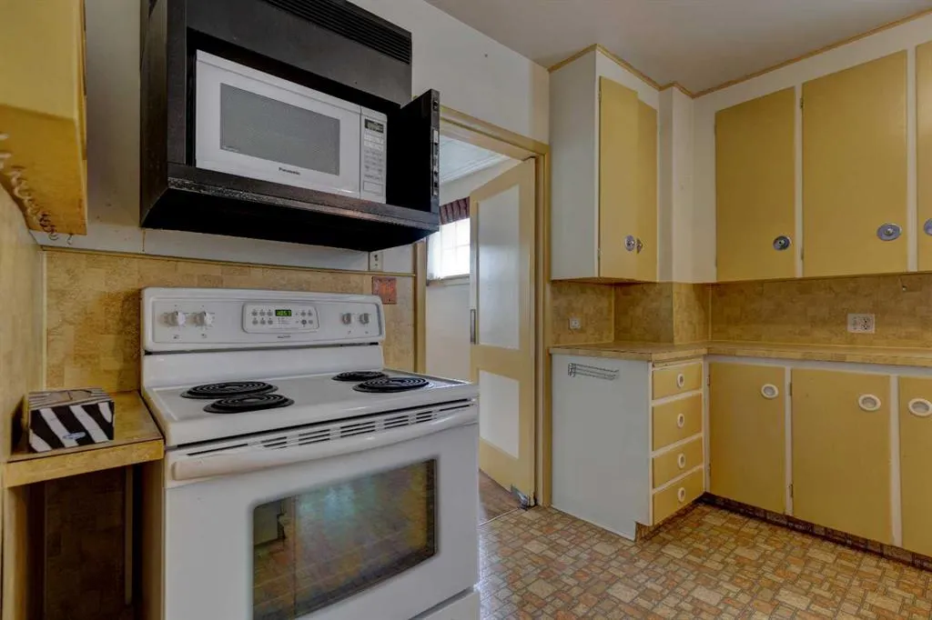 312 Superior Avenue SW