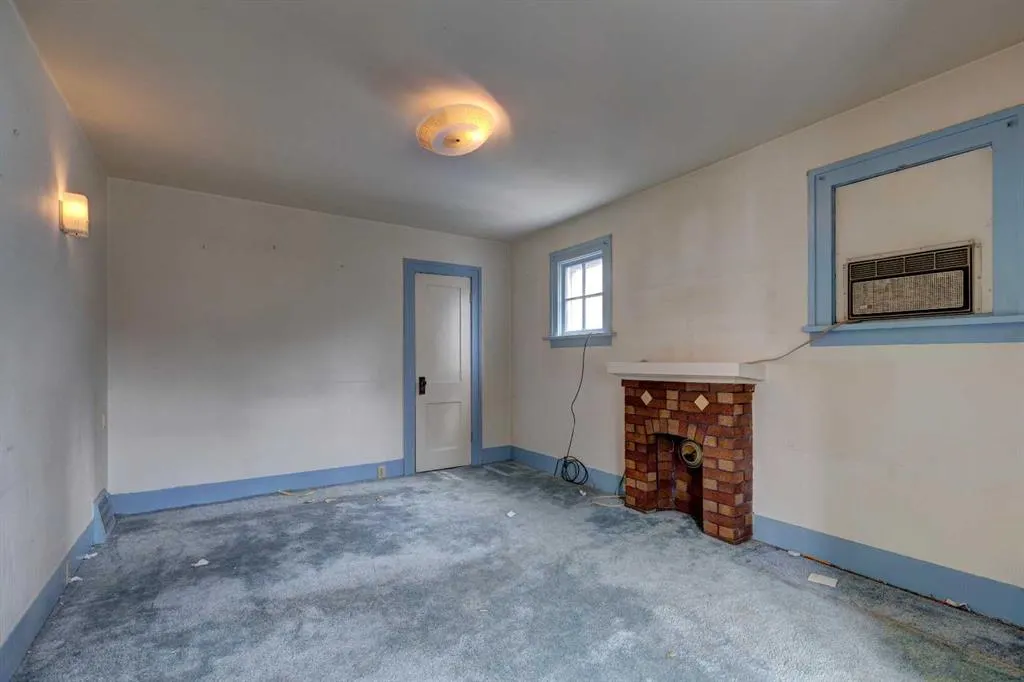 312 Superior Avenue SW