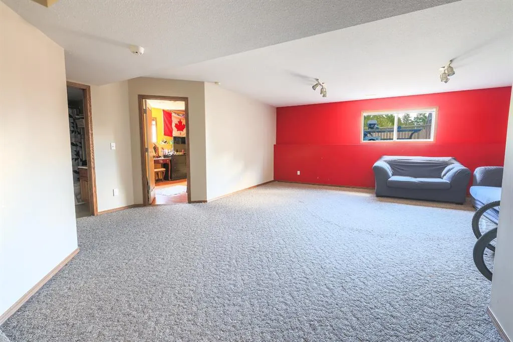 54 Street, #6403