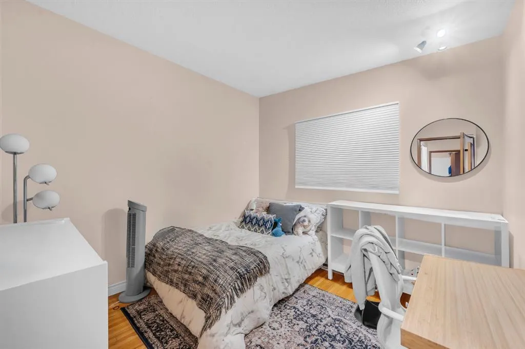 4013 & 4015 Vance Place NW