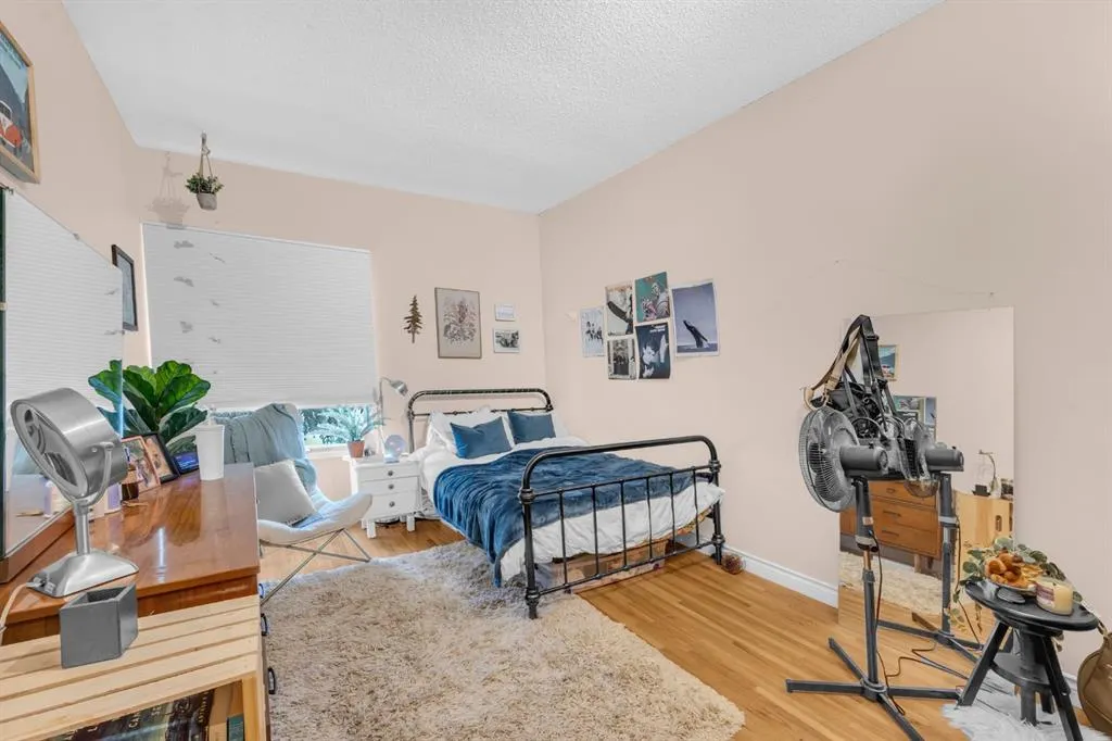4013 & 4015 Vance Place NW