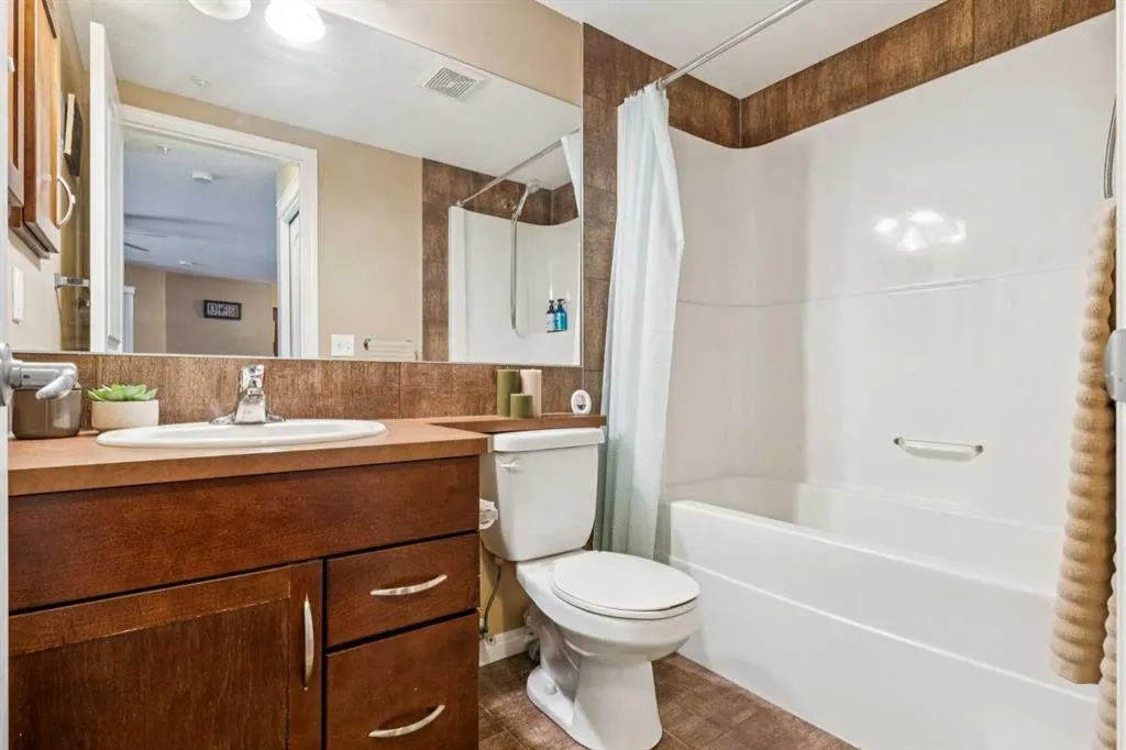 115 Prestwick Villas SE, #2121