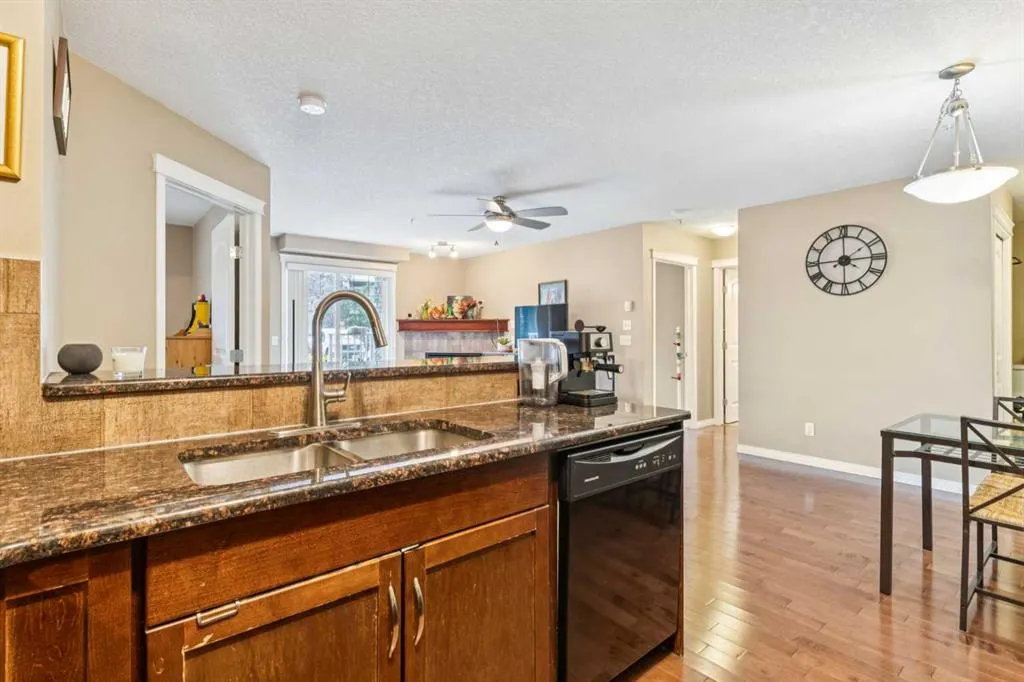 115 Prestwick Villas SE, #2121