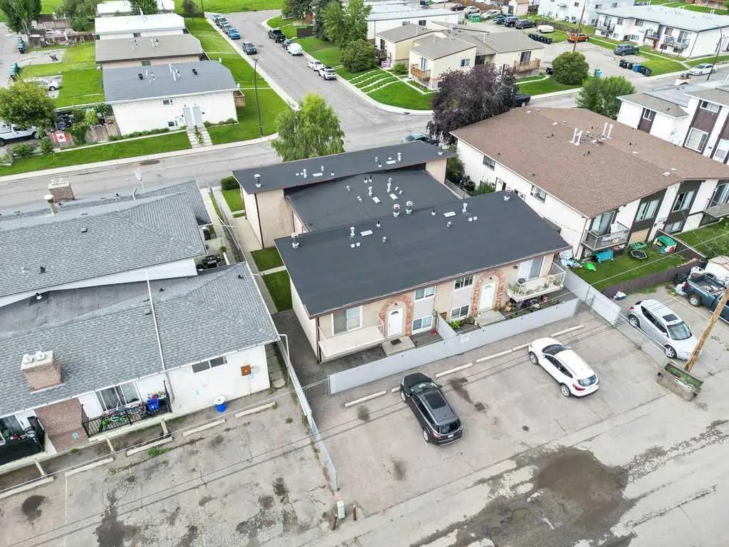 12 Huntley Close NE