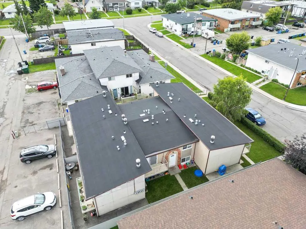 12 Huntley Close NE