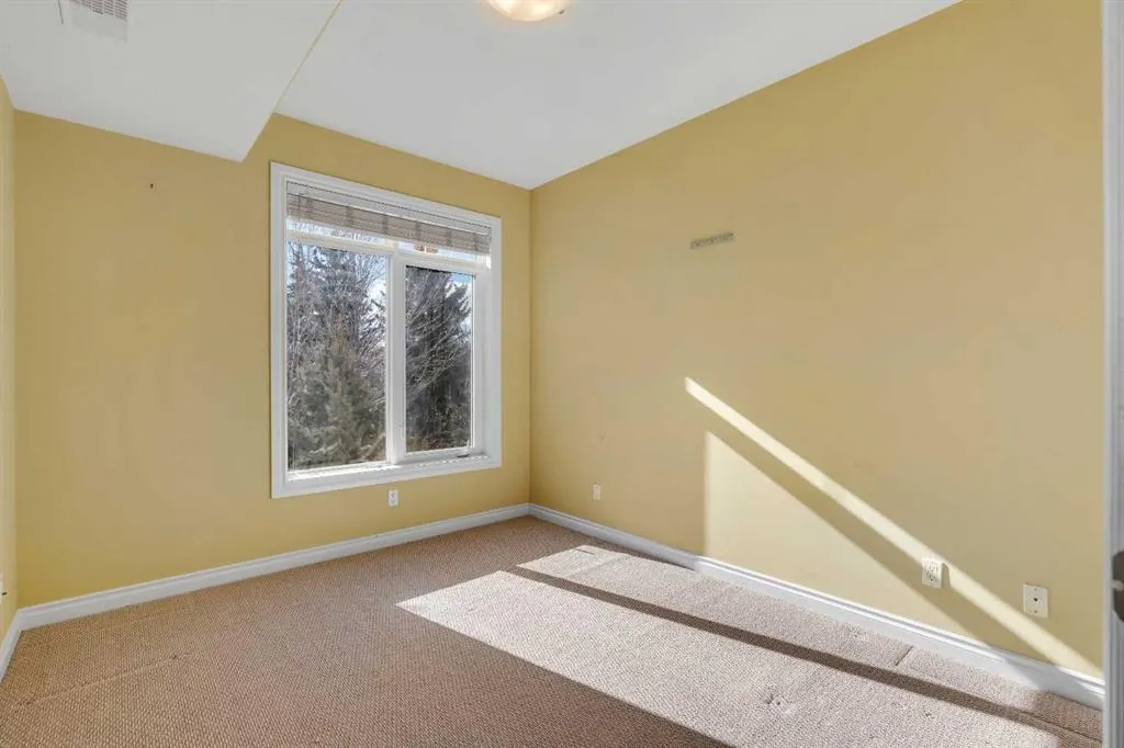 2121 98 Avenue SW, #305