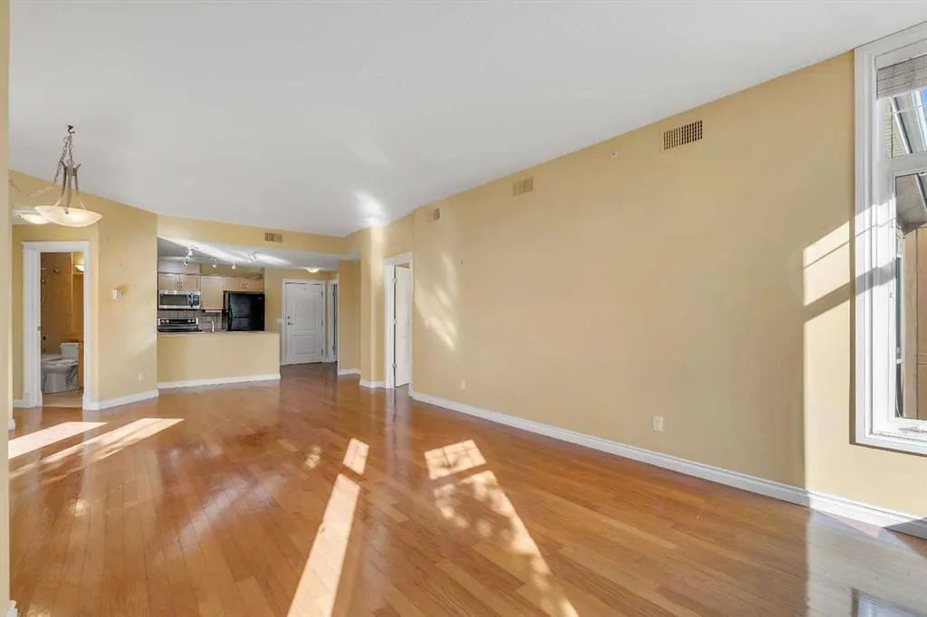 2121 98 Avenue SW, #305