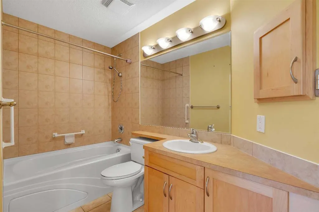 2121 98 Avenue SW, #305