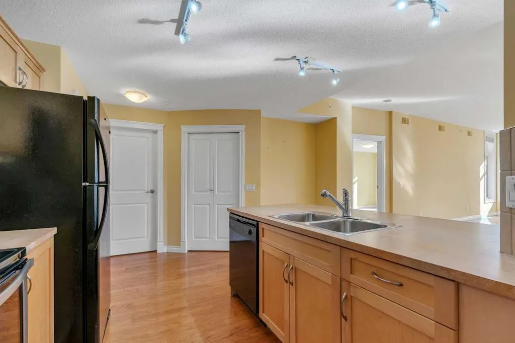 2121 98 Avenue SW, #305