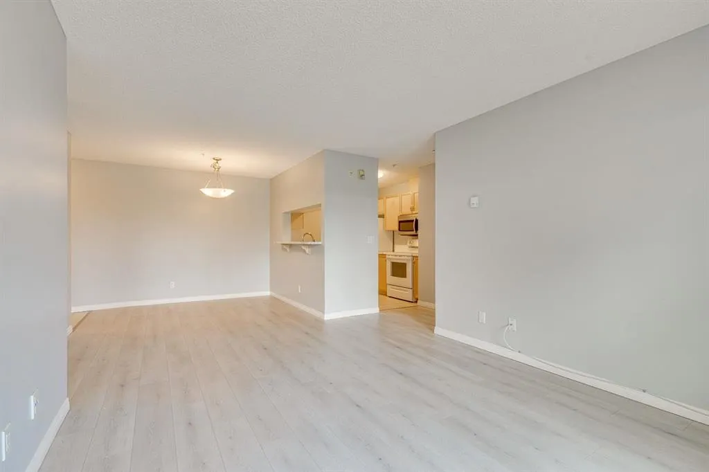 2022 Canyon Meadows Drive SE, #119