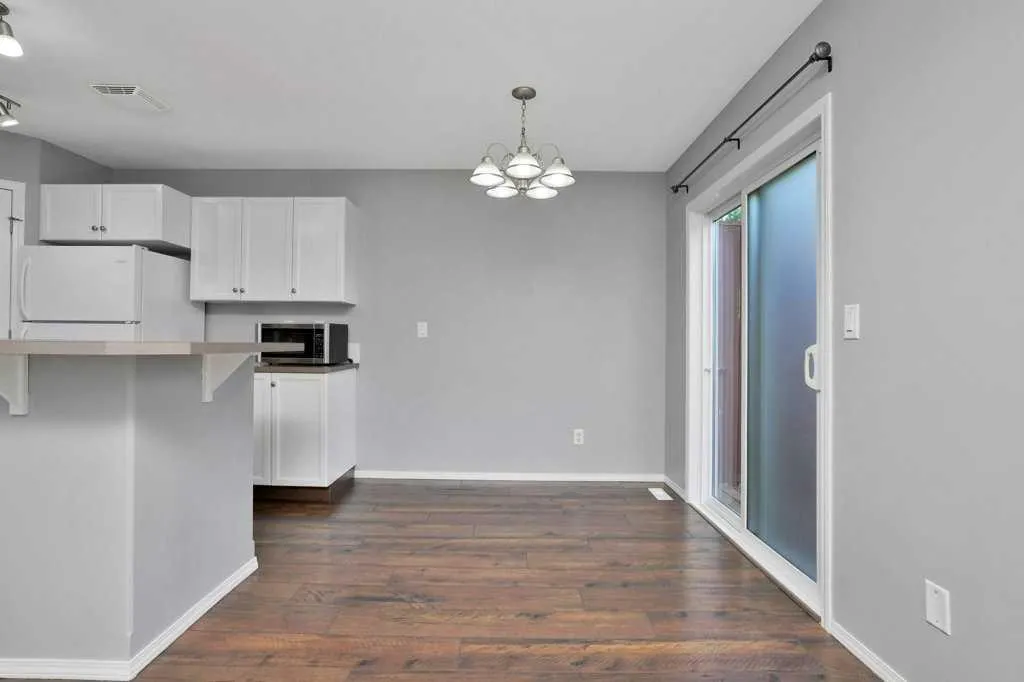 42 Adamson Avenue