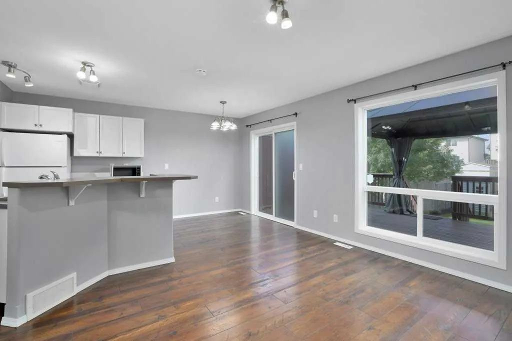 42 Adamson Avenue