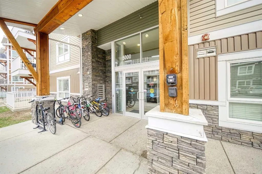 302 Skyview Ranch Drive NE, #5205