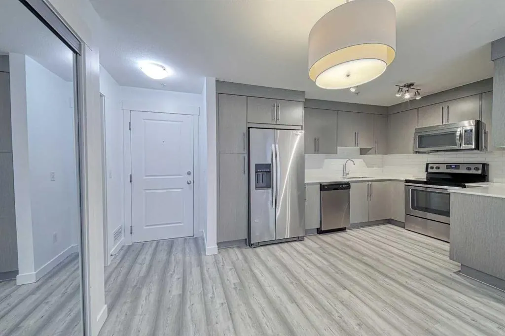 302 Skyview Ranch Drive NE, #5205