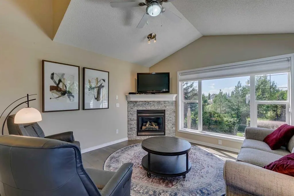 701 Cimarron Close