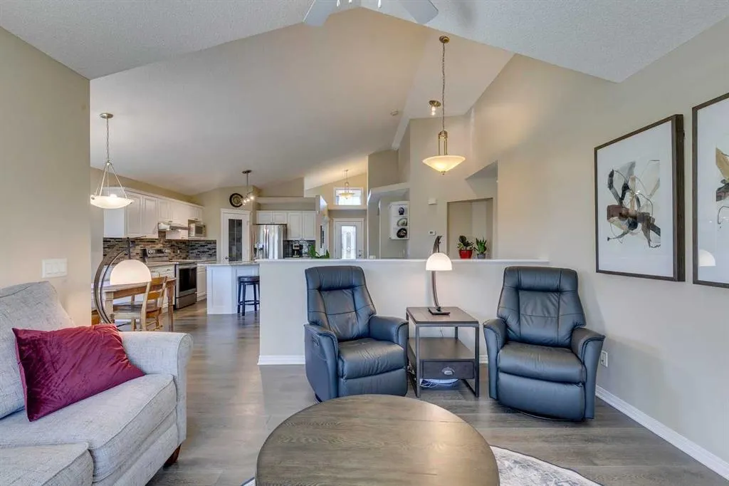 701 Cimarron Close
