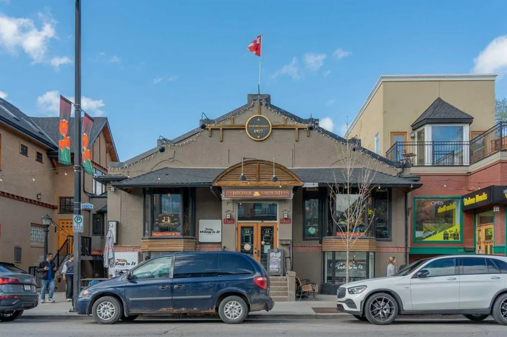 1407 Kensington Close NW, #204