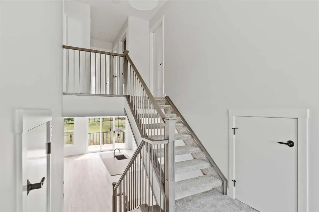 69 Silver Spruce Court SW