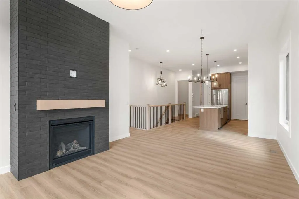 297 Riviera Way, #88