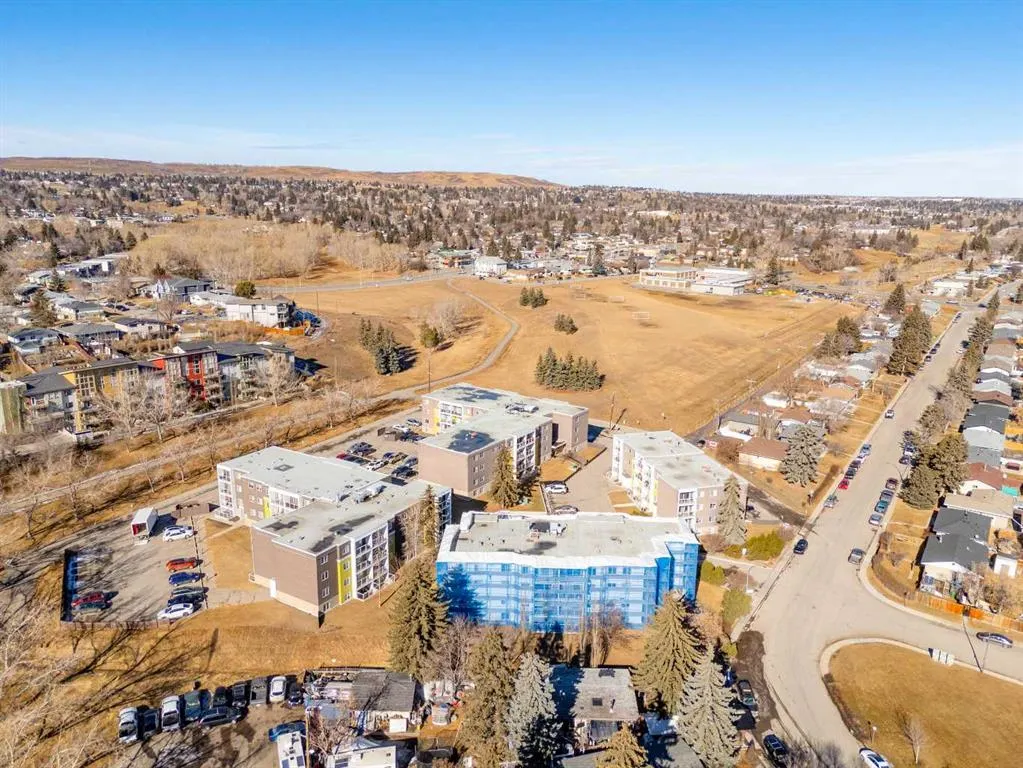 4455C Greenview Drive NE, #403