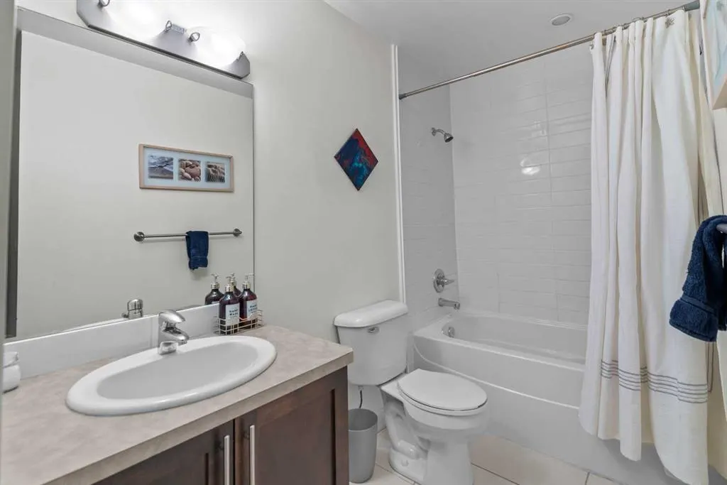 4455C Greenview Drive NE, #403