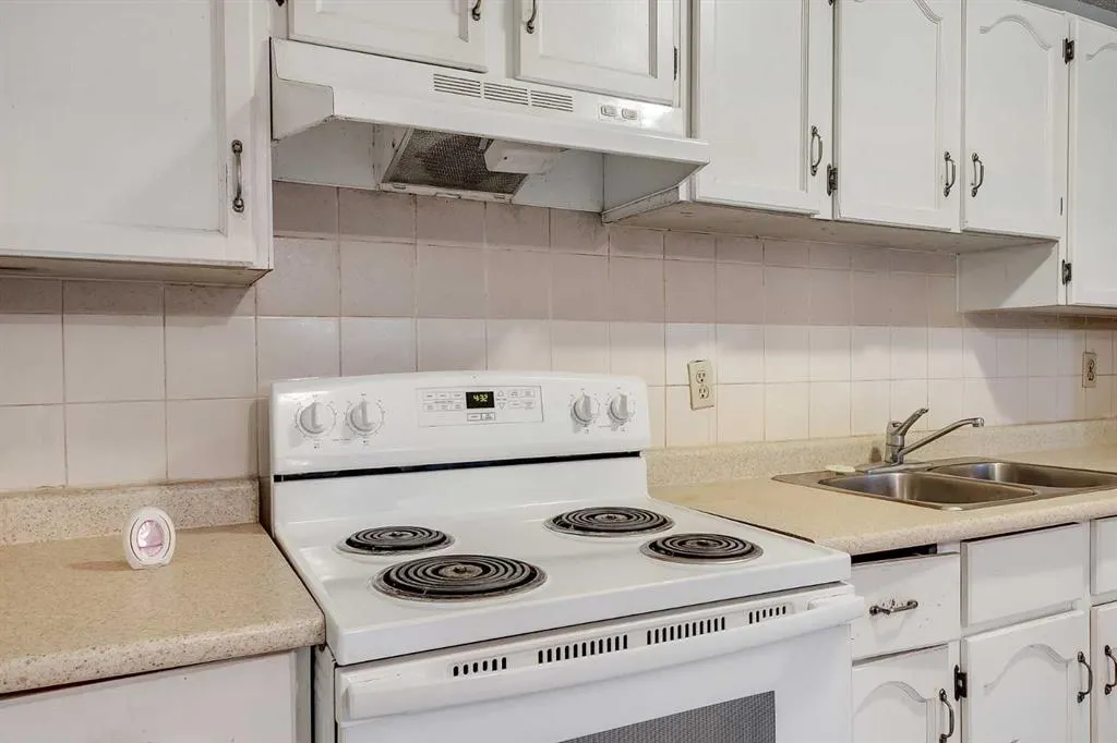 75 Templemont Way NE, #8