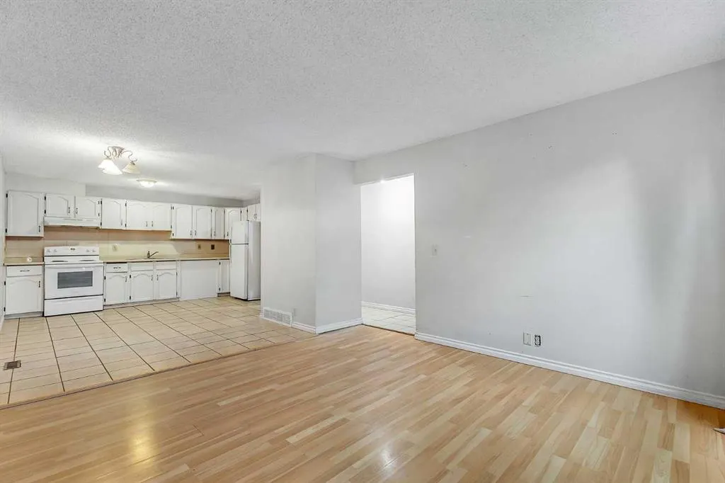 75 Templemont Way NE, #8