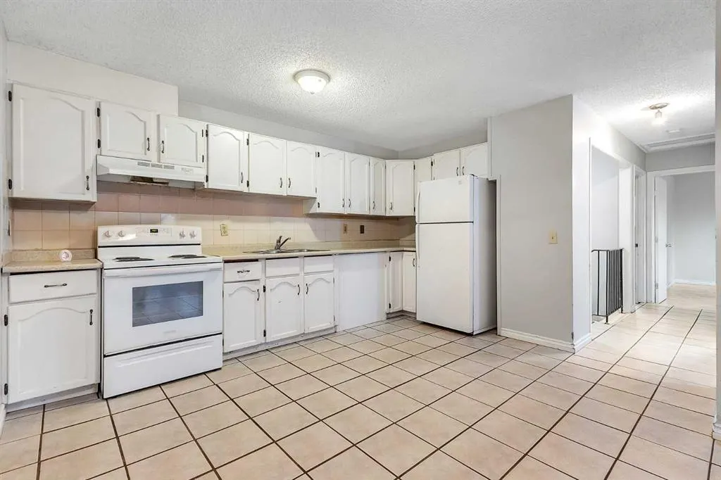 75 Templemont Way NE, #8