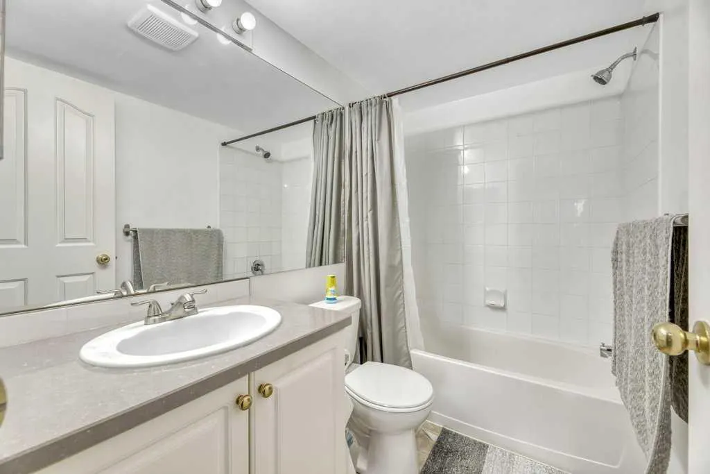 1000 Somervale Court SW, #1313
