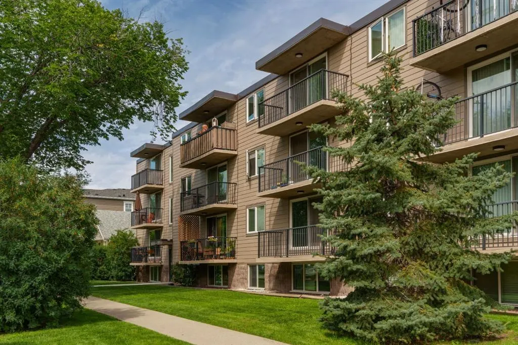 310 4 Avenue NE, #403