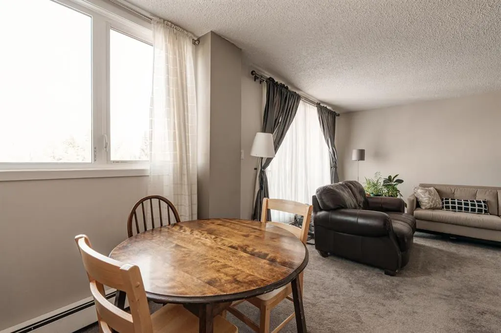 310 4 Avenue NE, #403