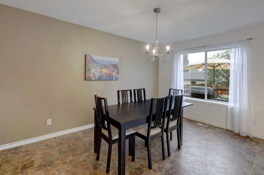 39 Tuscany Springs Place NW
