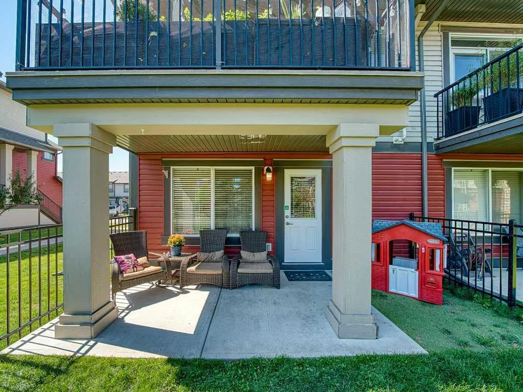 1086 Williamstown Boulevard NW, #301