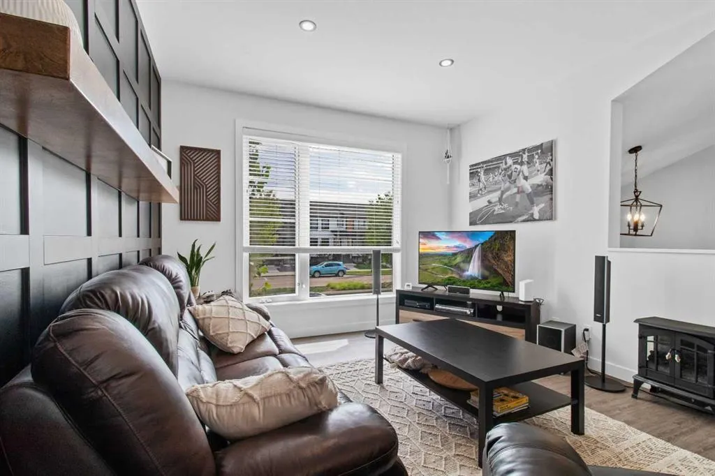 34 Evergreen Way