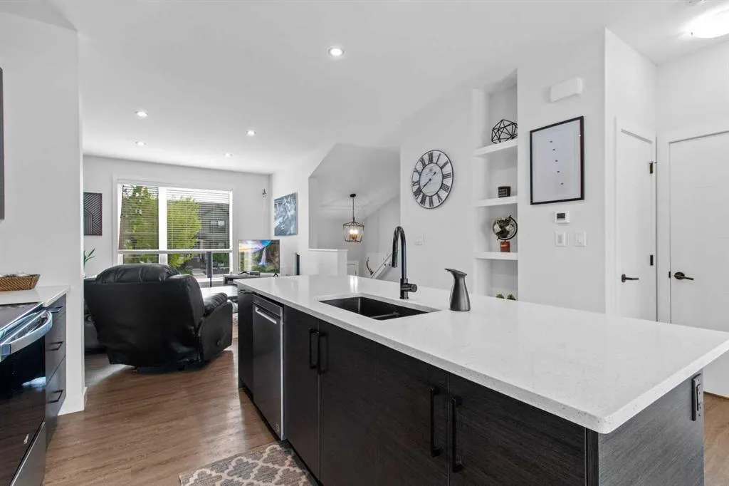 34 Evergreen Way