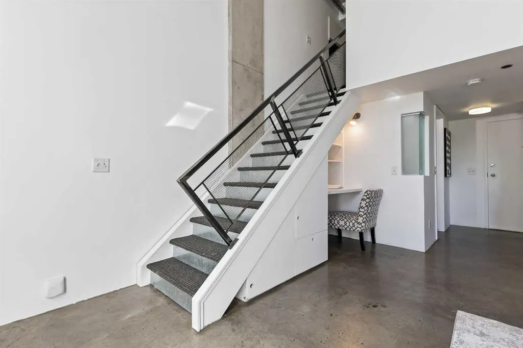535 8 Avenue SE, #205