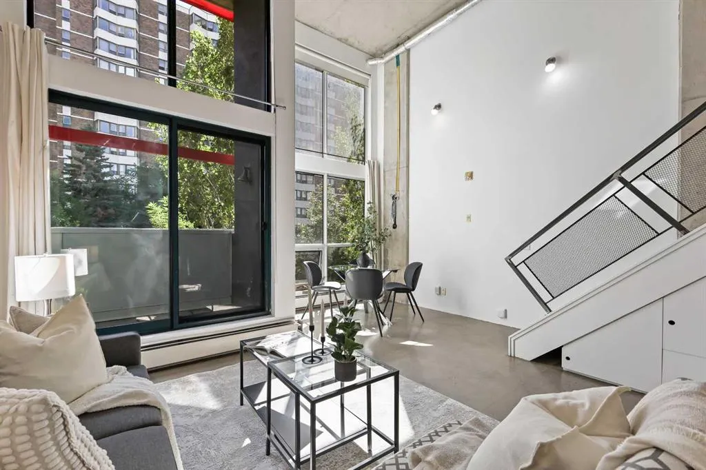 535 8 Avenue SE, #205