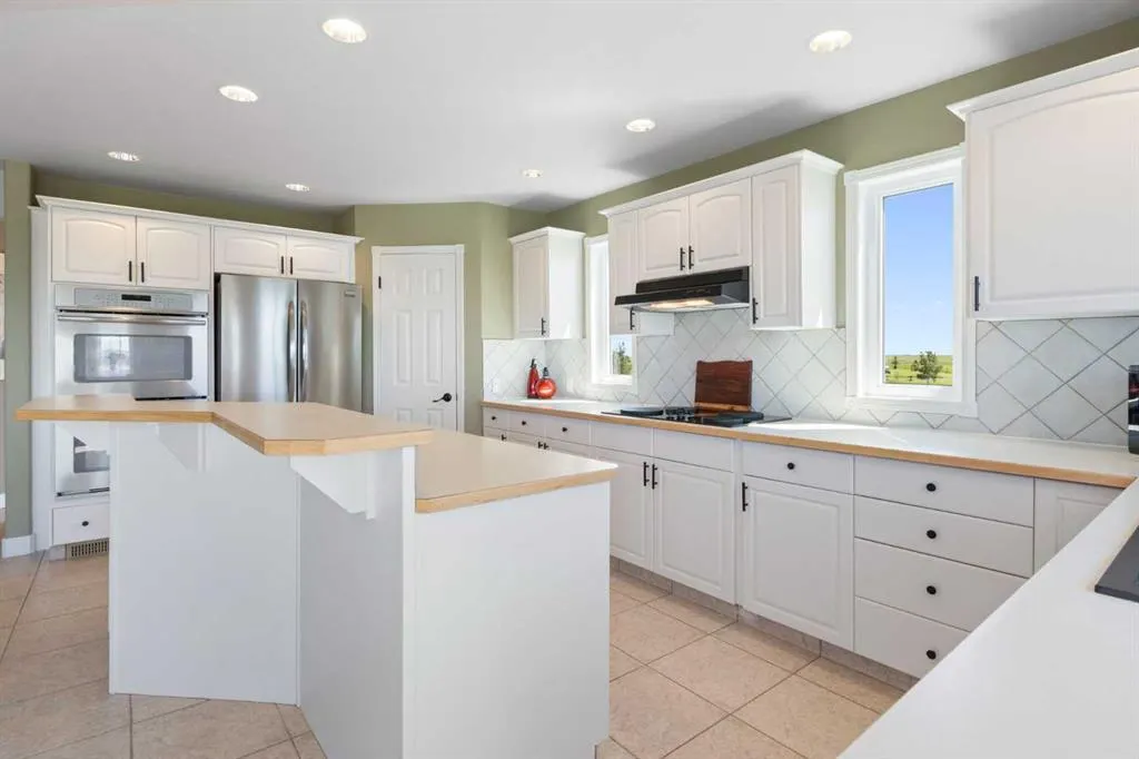 250257 271 Range Road
