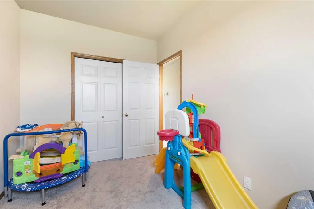 250257 271 Range Road