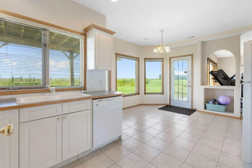 250257 271 Range Road
