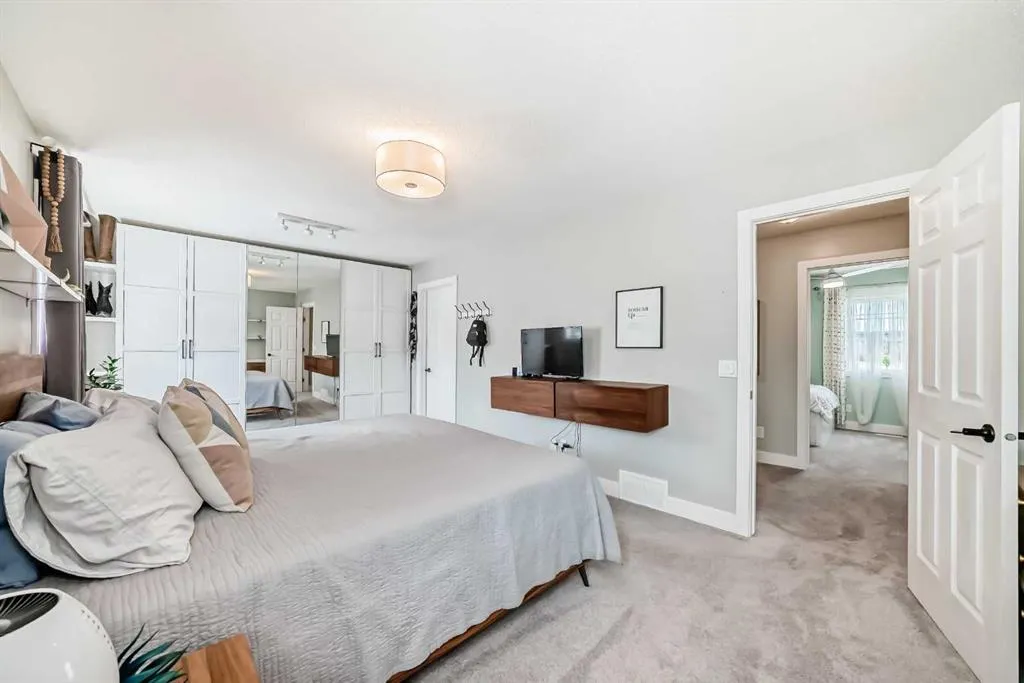 7 Bridleglen Park SW